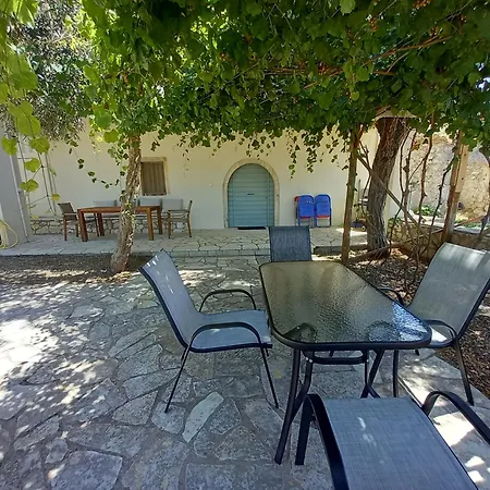 Pergola Casa Σπίτι διακοπών *